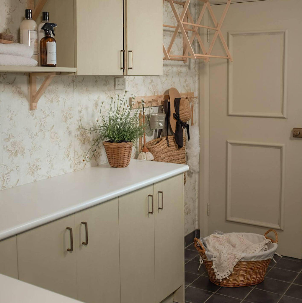 Wilson Farmhouse Cabinet with Baskets